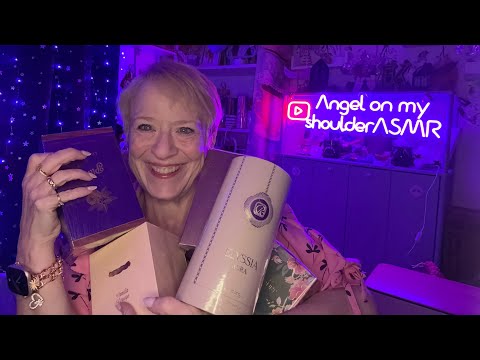 ASMR -ブラインドバイの香水/フレグランスの開封-評価/テストを手伝ってください-ガラス/箱を叩くささやき