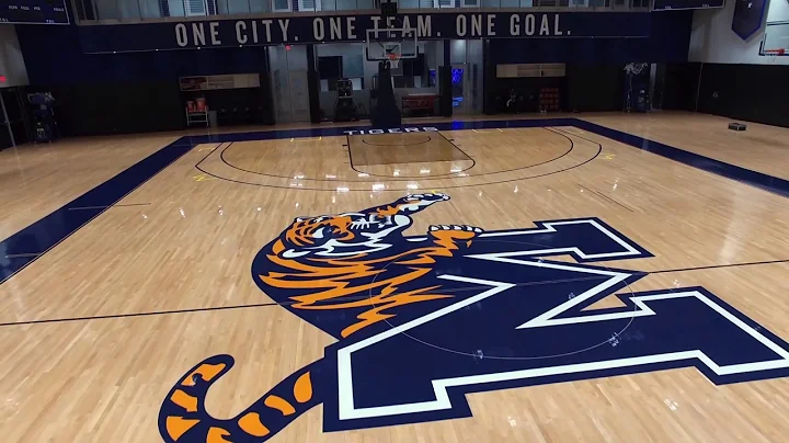 University of Memphis  Laurie Walton Family Basket...