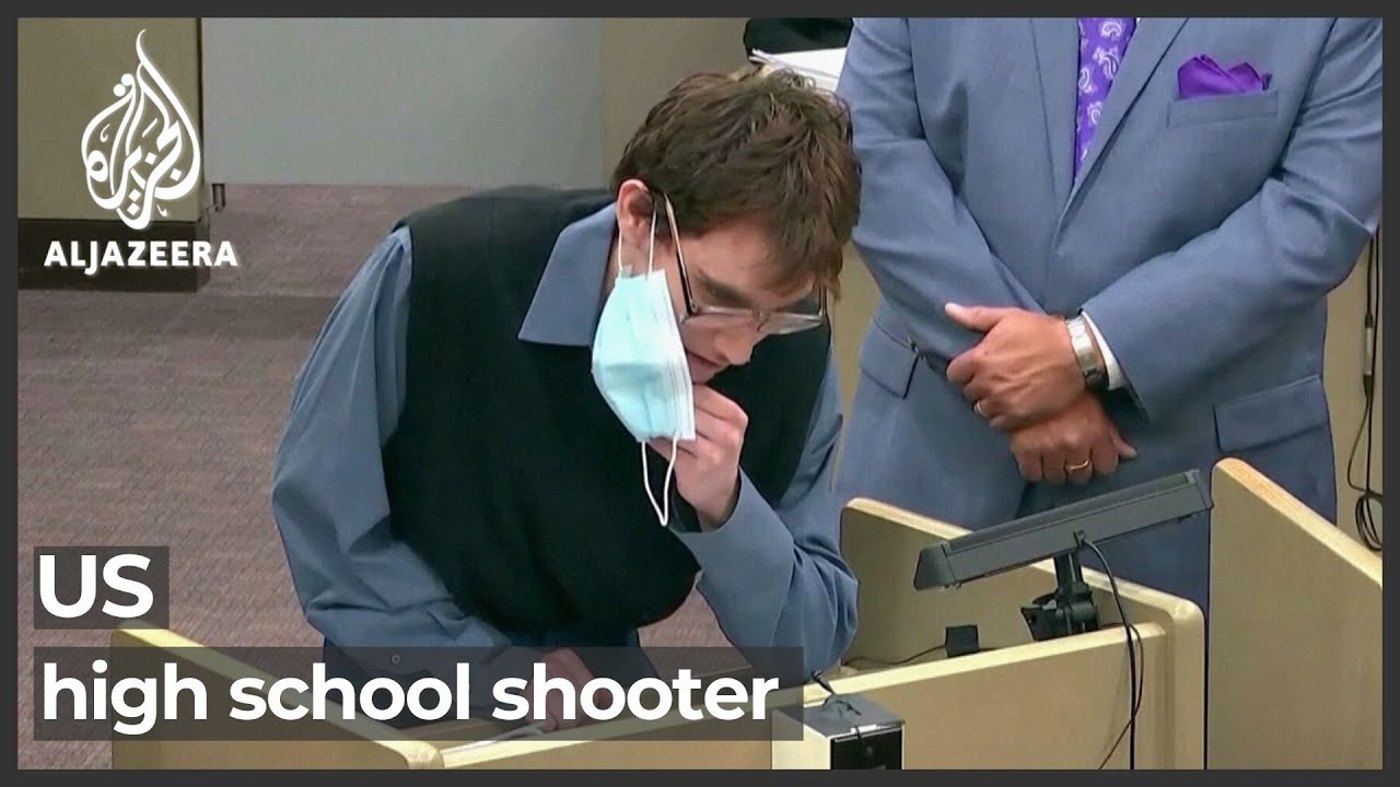 رجل يقر بذنبه في قتل 17 شخصاً في حادث إطلاق نار عام 2018 في مدرسة بولاية فلوريدا