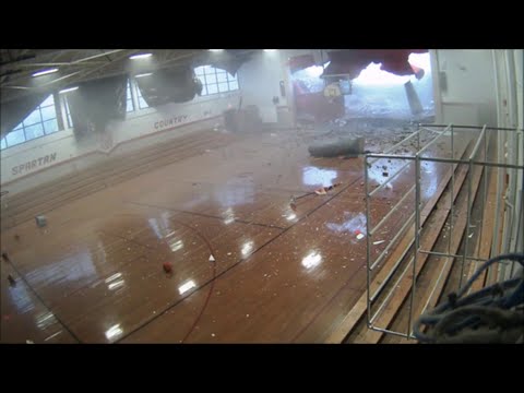 3 students injured when storms break through school gym