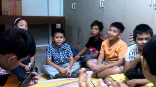 Video voorbeeld van "Birhen ng EDSA by Kids' Inn Children's Choir - EDSA Shrine"