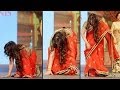 Poonam Dhillon FALLS on RAMP : EXCLUSIVE VIDEO