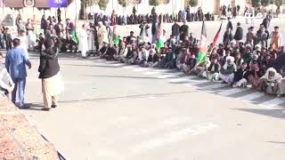 ران تن از باشنده‌گان ولایت هرات در یک گردهمایی ازنظام کنونی و نیروهای امنیتی حمایت‌شان را اعلان کرده
