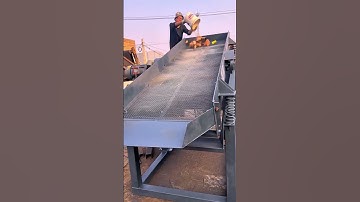 Single-layer water-washed vibrating screen test machine before leaving the factory