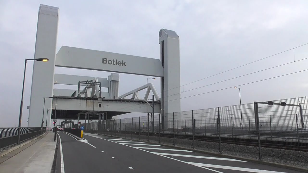 Brugopening Botlekbrug Botlek (Rotterdam)/ Hefbrug/ Liftbridge/ Pont Levant/ Hubbrücke
