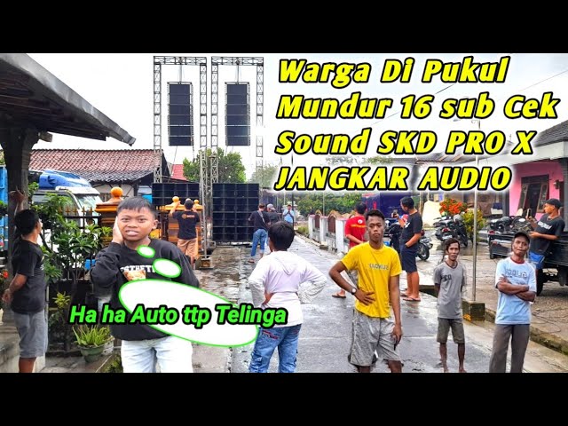 penonton di pukul mundur oleh 16 sub jangkar audio X skd pro class=