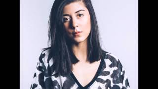 Miniatura del video "Beach House - Take Care (Cover) by Daniela Andrade"