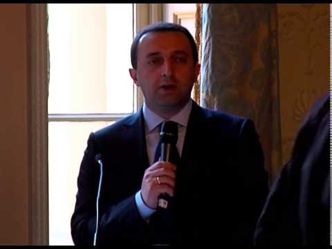 პრემიერ-მინისტრი საზეიმო მიღებაზე