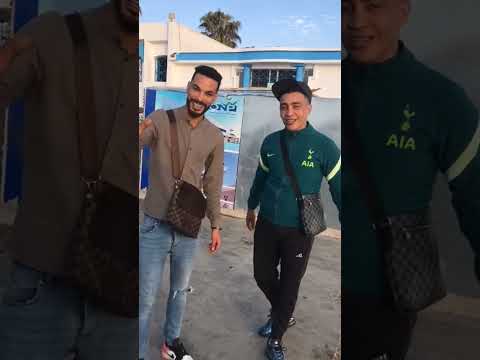 كاع اللي طالق سمومو عرفينوا عقرب كاع مال لومو