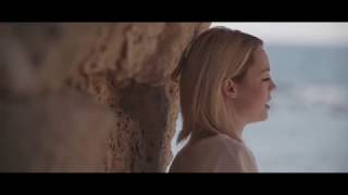 Video voorbeeld van "Nowhere by Sarah Reeves (OFFICIAL MUSIC VIDEO) Israel Edition"