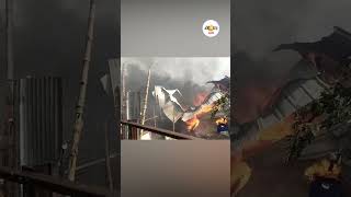 Santoshpur Fire । সন্তোষপুরে ভয়াবহ অগ্নিকাণ্ডের জেরে ব্য়াহত বজবজ-শিয়ালদহ লাইনে ট্রেন চলাচল