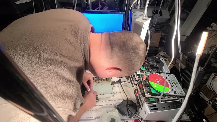 Testing 2 SEGA Dreamcast VA1 Motherboards and Drives