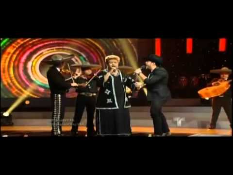 Video: Paquita La Del Barrio Verlaat Het Ziekenhuis