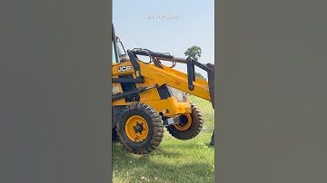 JCB 3DX PLUS BACKHOE LOADER CROSS A POUND