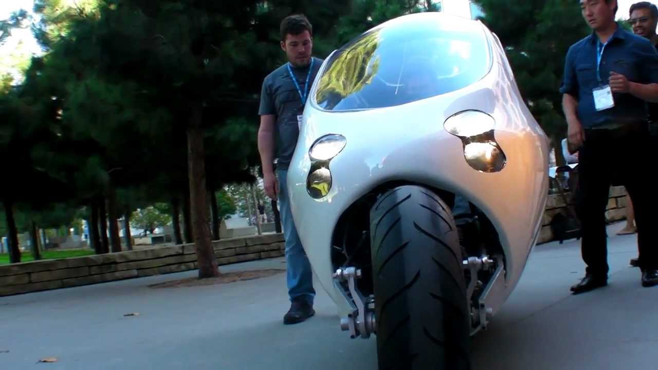 two wheeled self balancing electric vehicle