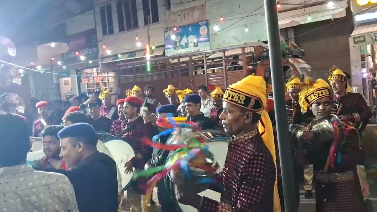 master band in baraut Band compilation