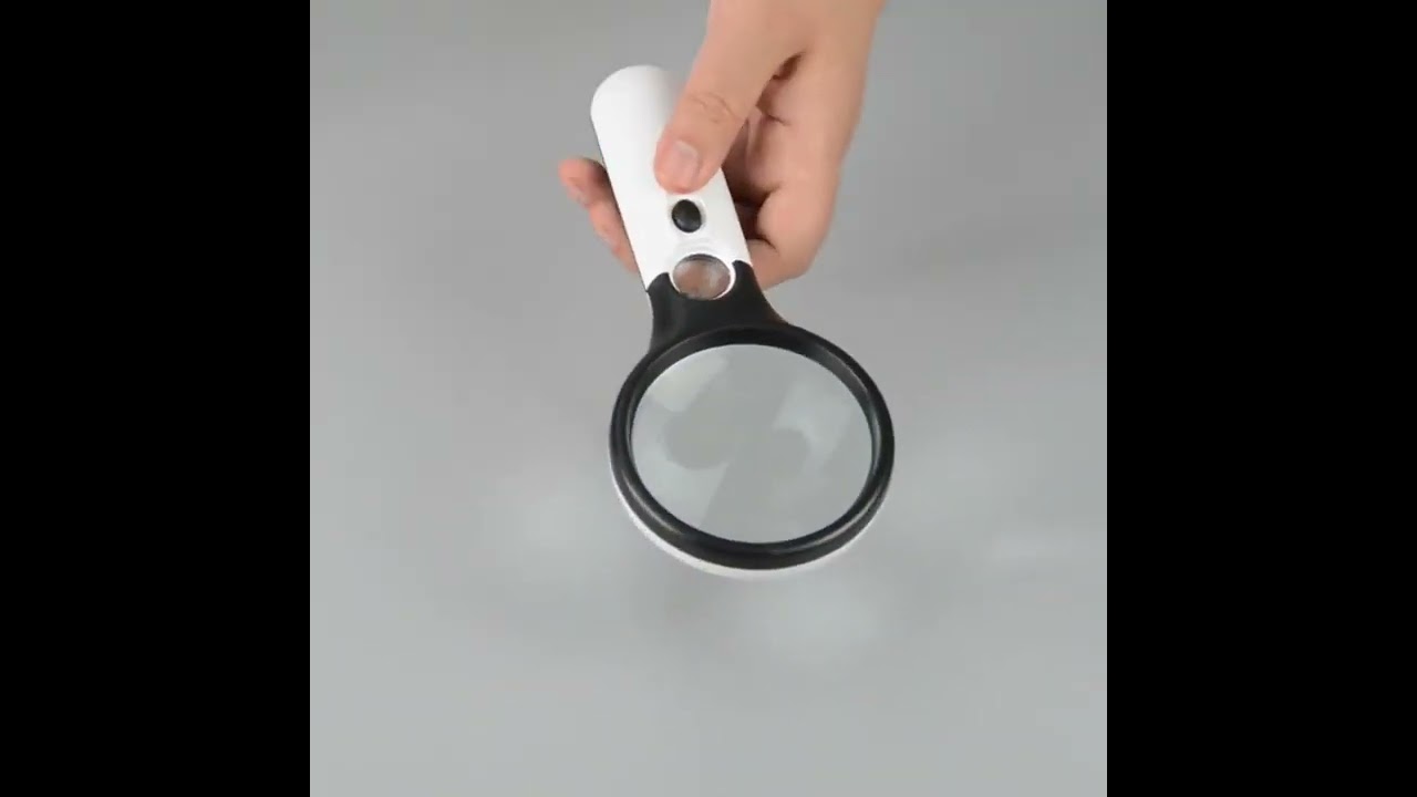 Lighted Magnifying Glass with 3X Magnifier for Reading and 45x Loupe Use as  Magnifying Lens, Jewelers Loupe, or Coin Magnifying Glass with Light, or  Handheld Small Magnifying Glass for Reading Labels