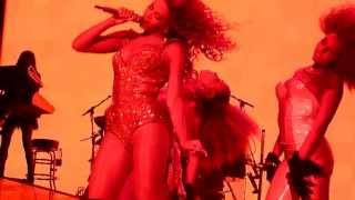 Beyonce (HD) - Naughty Girl (I Am...World Tour 2009, Trent FM Arena, Nottingham)