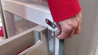 [LG Refrigerator] - How to replace the hinges on a Bottom Freezer model