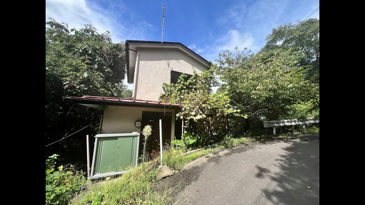 伊豆：伊東市宇佐美】陽当たり良好、自然が豊かな別荘地内の戸建 - YouTube