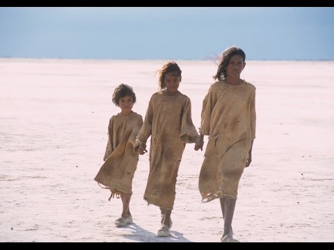 RABBIT-PROOF FENCE - Trailer