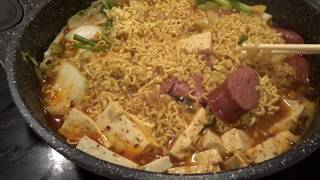 PILIPINO SPICY RAMEN NOODLES WITH TOFU