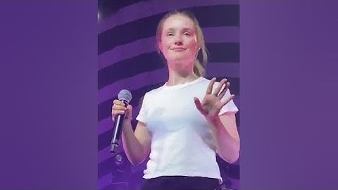 Sigrid - THANK ME LATER - LIVE Philadelphia TLA 09/29/22 AJB