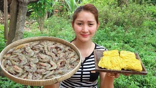 Yummy Shrimp Wrapped Yellow Noodle Crispy Recipe - Shrimp Wrapped Yellow Noodle - Cooking With Sros