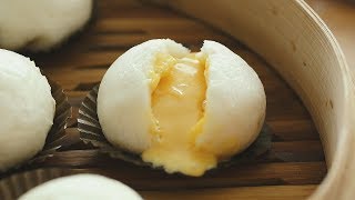 How to Make Yum Cha-Style Liu Sha Bao / Salted Egg Lava Custard Buns Steamed - 黃金流沙包