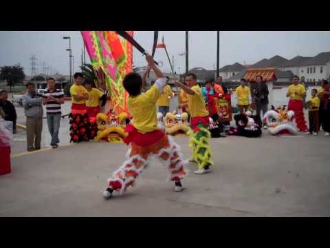 Teo Chew Temple Performance- Patrick and Mike