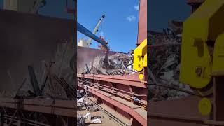 Трамбовка металлолома#работавморе #ship #моряк #моряки
