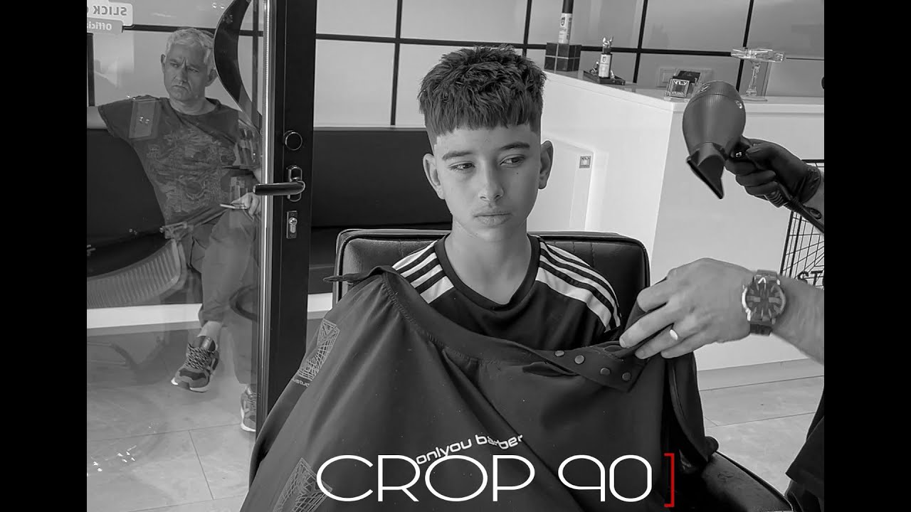 Corte de cabello con tijera paso a paso hombre a  90 grados vertical de la curbatura