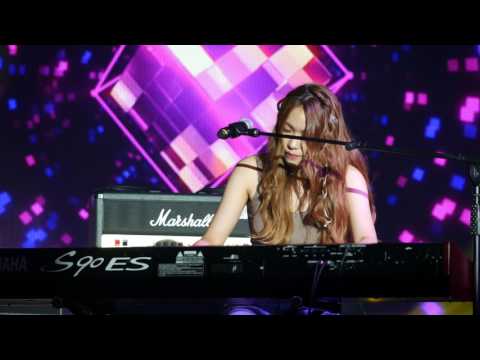 [4K]이진아(Lee Jin Ah)_배불러 @170722 어반뮤직페스티벌