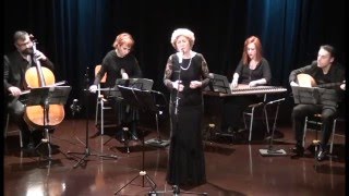 Hülya Atacan Yeşilaltay - Leblerinde Kıvrılan Bir Goncanın Al Rengi Var