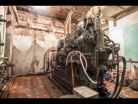 Diesel generator engine cold start after 10 years in bunker. GRAUZTI.LV (ENG/LAT/RUS SUBS)
