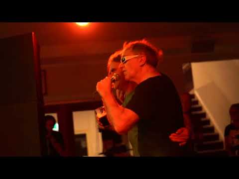 THE LEFTARDS - Punks in the C*nt Scene - OFFICIAL VIDEO