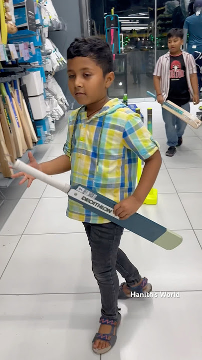 Shopping for cricket Bat😳😜#decathlon ❤️#youtubeshorts