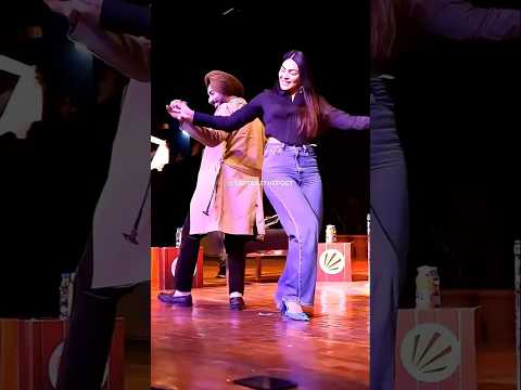 Satinder Sartaaj | Neeru Bajwa Mesmerizing Dance Performance in LPU