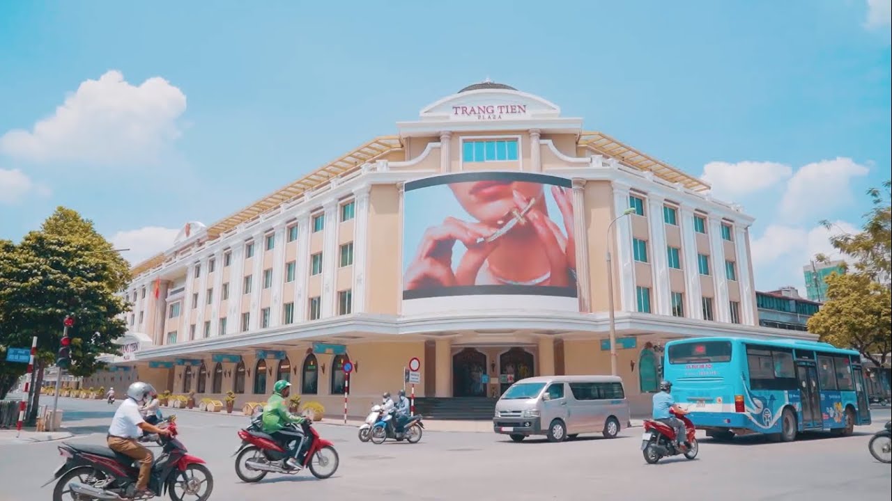 plaza mua sắm Update One Day At Trang Tien Plaza - Một ngày trải nghiệm mua sắm đẳng cấp tại Tràng Tiền Plaza