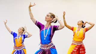 Jagannath Ashtakam (extract) | Odissi dance performed by students of Mahina Khanum in Paris, France