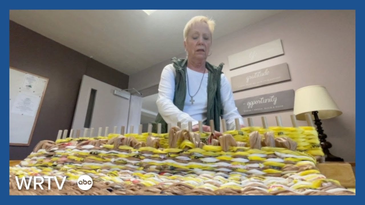 Rushville group transforms used grocery bags into sleeping mats for the homeless