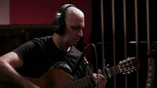 Nitin Sawhney - Definition of Happy (feat. I Am Roze) [Acoustic Performance] Resimi