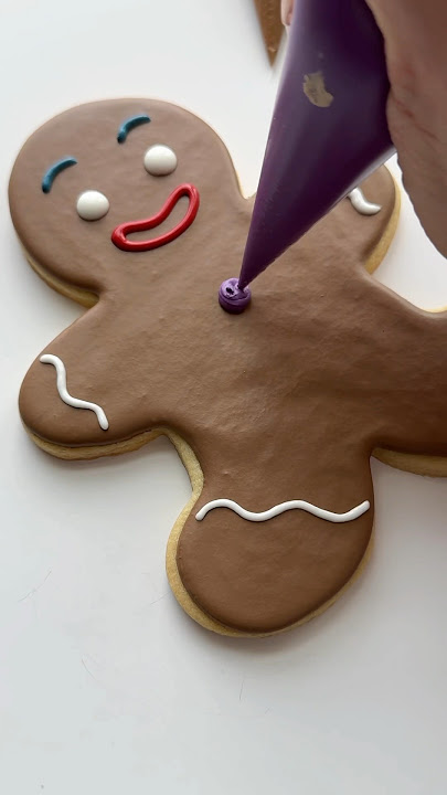 Gingy from Shrek cookie🤎 recipes and supplies linked in my bio #cookiedecorating #asmr #satisfying
