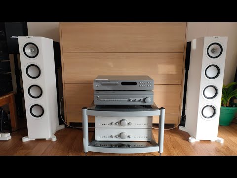 Unboxing of KEF Q550 Floorstanding Speakers