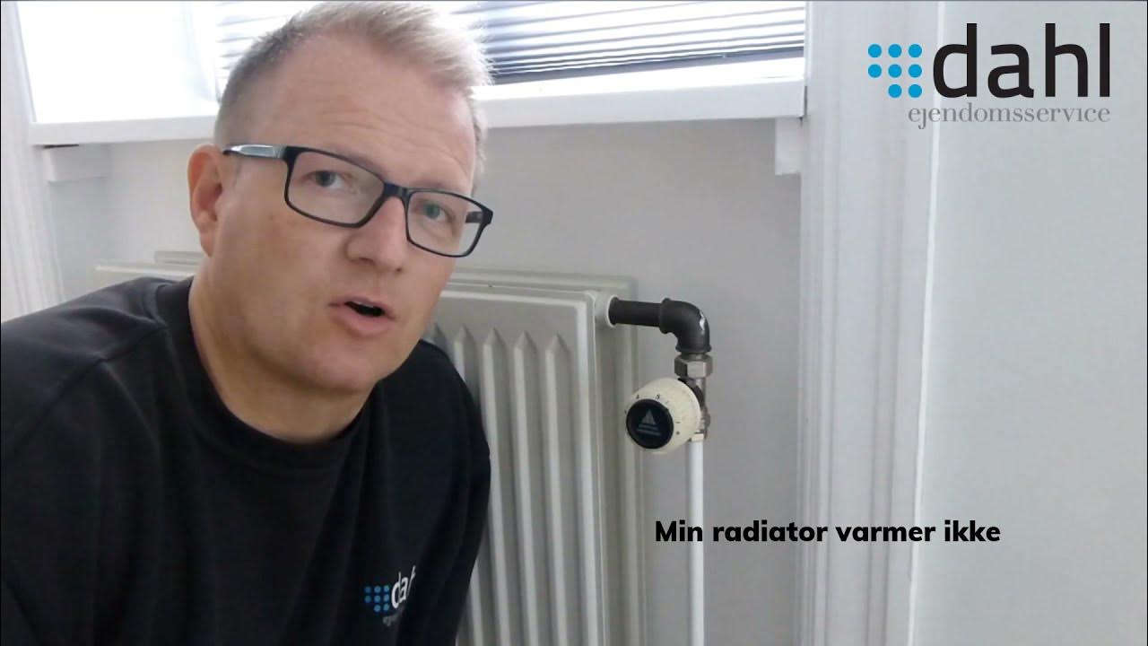 ikke, virker din radiator ikke? Udskiftning af pakdåse, lær får varme. - YouTube