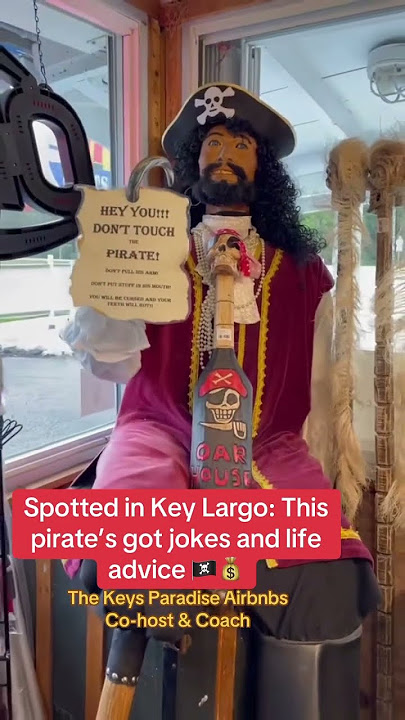 This Animatronic Pirate in Key Largo Has Jokes (and Life Advice) 😂🏴‍☠️