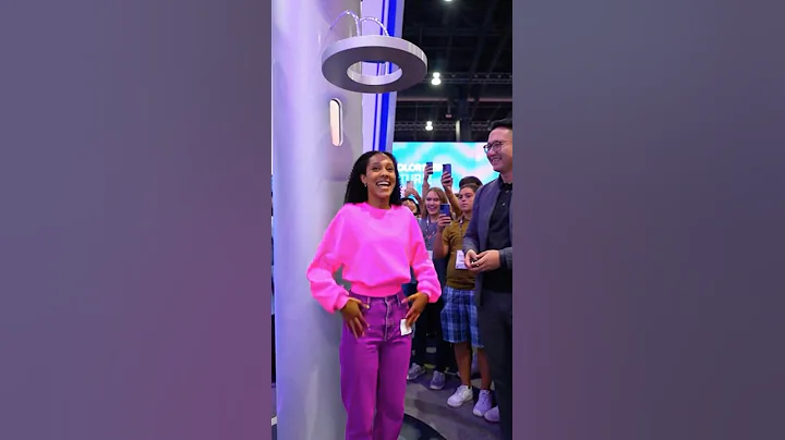 Dubai’s INSANE Auto Outfit Color Machine 🤯🤖 Instant Color Change!