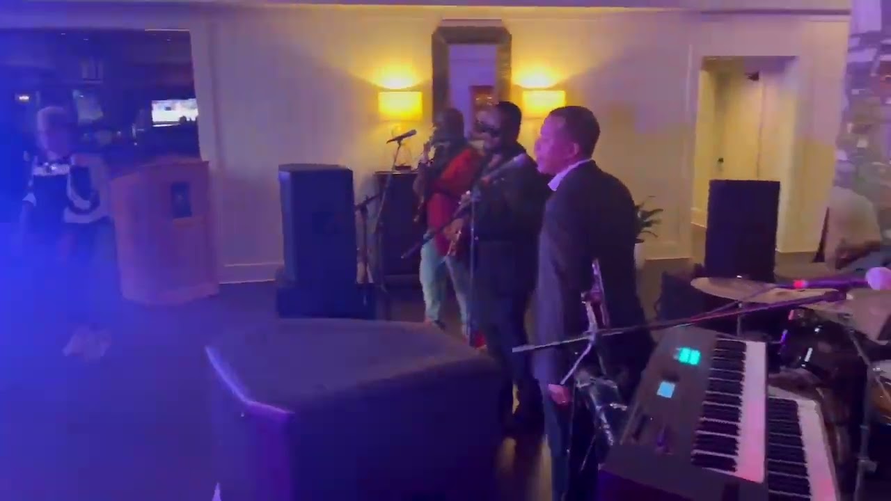 Silk Groove 2022 "Uptown Funk"