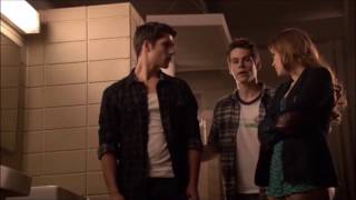 Teen Wolf Aiden vs Cora au lycée saison 3 épisode 9