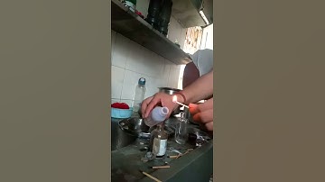 Decomposition of H2O2 in presence of MnO2.